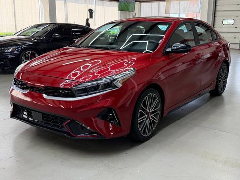 Used 2023 Kia Forte GT w/ GT2 Package FWD image 5