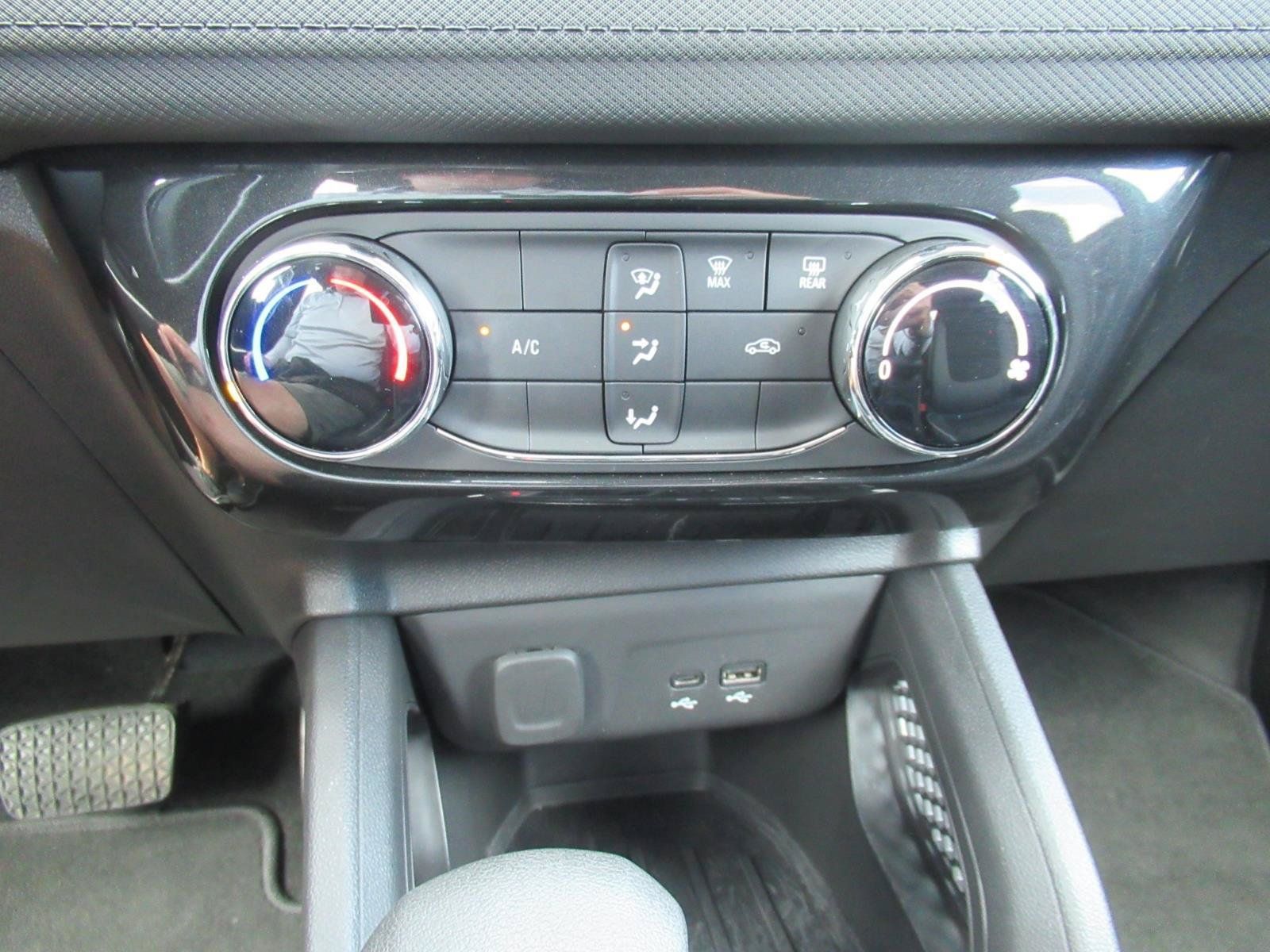 Certified 2024 Chevrolet TrailBlazer LT w/ Driver Confidence Package FWD image 29