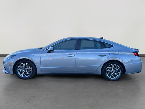 Used 2023 Hyundai Sonata SEL w/ Convenience Package image 2