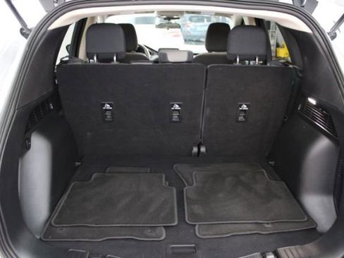 Used 2020 Ford Escape S image 21