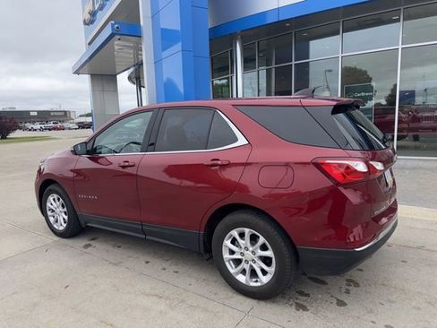 Used 2019 Chevrolet Equinox LT FWD image 2