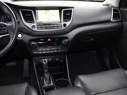 Used 2016 Hyundai Tucson Limited image 10