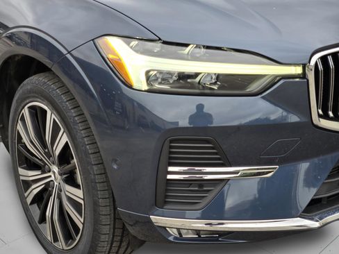 Used 2023 Volvo XC60 B5 Plus AWD/4WD image 35