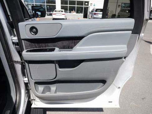 Used 2018 Lincoln Navigator L Select w/ Technology Package AWD/4WD image 73