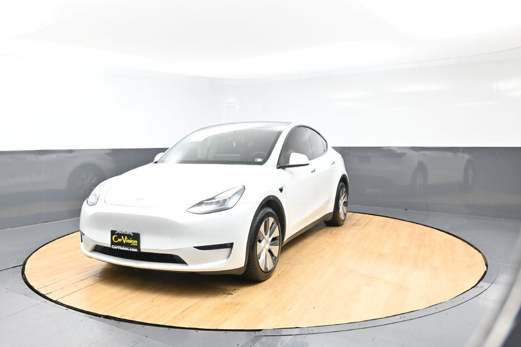 Used 2021 Tesla Model Y Long Range AWD/4WD image 4