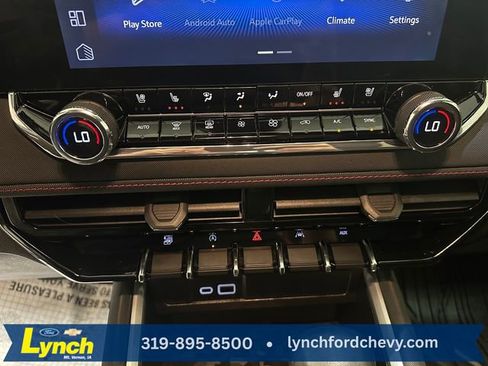 Used 2023 Chevrolet Colorado Z71 w/ Z71 Convenience Package 2 AWD/4WD image 13