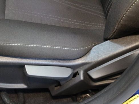 Used 2018 Ford Focus SE image 14