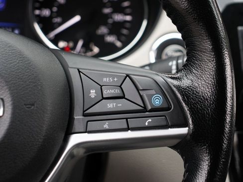 Used 2020 Nissan Rogue Sport SL w/ Premium Package image 23