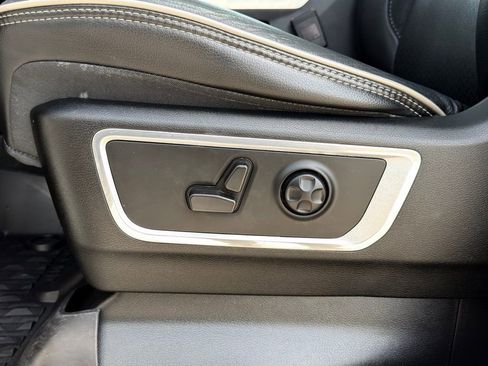 Used 2021 RAM 1500 Laramie image 23