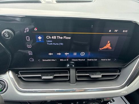 New 2026 Chevrolet Trax LT w/ LT Convenience Package FWD image 5