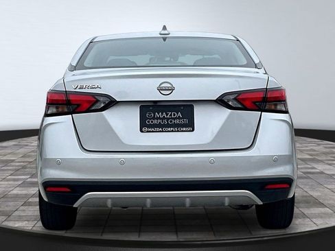 Used 2025 Nissan Versa SV FWD image 6