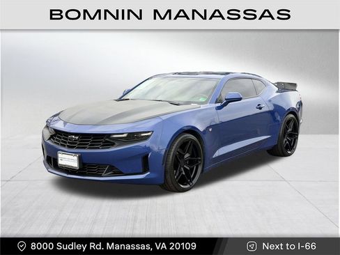 Used 2019 Chevrolet Camaro LT image 3