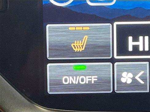 Used 2024 Subaru Ascent Onyx Edition Limited image 21