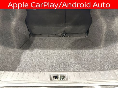 Used 2025 Nissan Versa SV FWD image 22