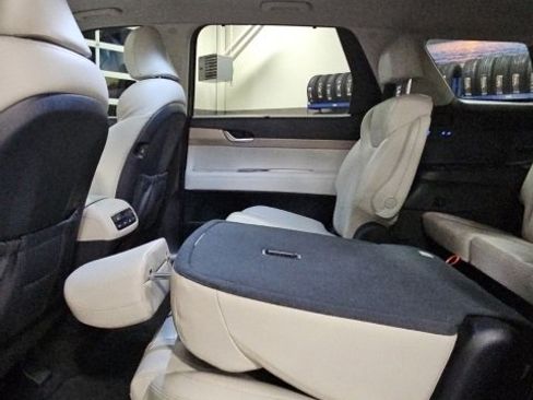 Used 2022 Hyundai Palisade SEL w/ Premium Package image 35