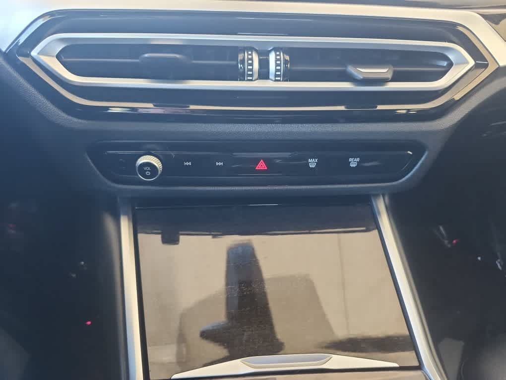 Used 2023 BMW i4 eDrive40 w/ Premium Package RWD image 20