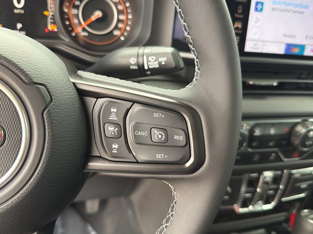 New 2026 Jeep Gladiator Sport AWD/4WD image 28