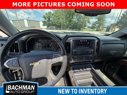 Used 2018 Chevrolet Silverado 1500 High Country AWD/4WD image 6