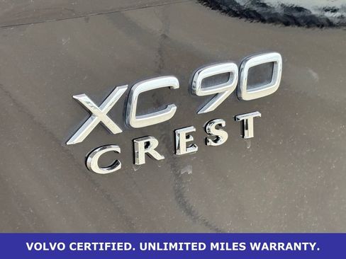 Certified 2025 Volvo XC90 B5 Plus AWD/4WD image 10