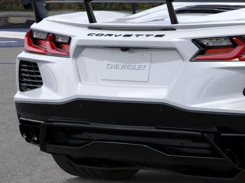 New 2026 Chevrolet Corvette 2LT image 14