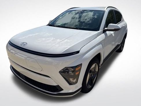 Used 2024 Hyundai Kona SEL FWD image 7
