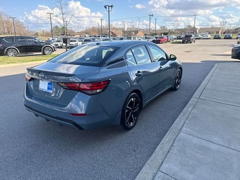 Used 2024 Nissan Sentra SV image 4