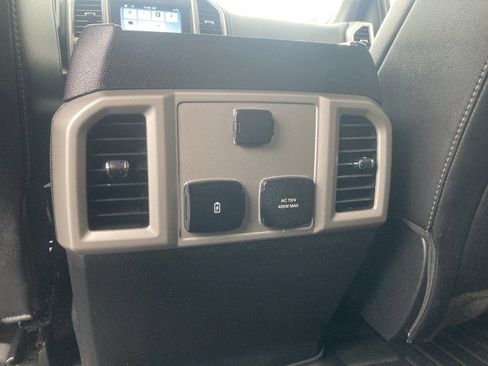 Used 2018 Ford F150 Lariat image 30