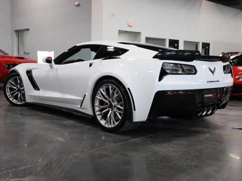 Used 2017 Chevrolet Corvette Z06 image 4