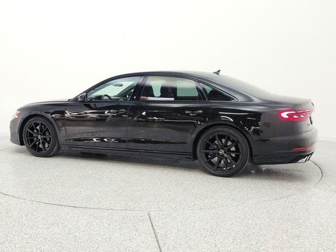Used 2022 Audi S8 AWD/4WD image 8