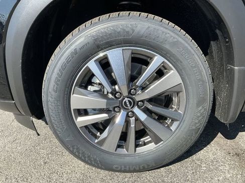New 2026 Nissan Pathfinder SL w/ Cargo Package AWD/4WD image 9