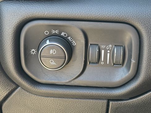 Used 2024 RAM 2500 Laramie w/ Safety Group image 26