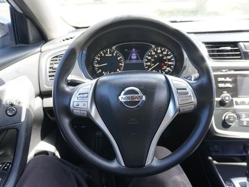 Used 2017 Nissan Altima 2.5 S w/ Power Driver Seat Package FWD image 29
