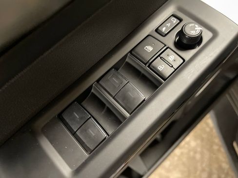 Certified 2024 Toyota Tundra Limited AWD/4WD image 15