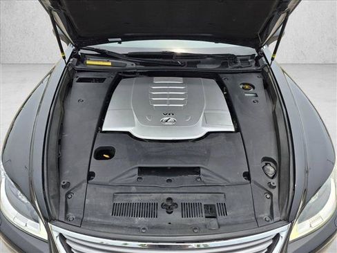 Used 2015 Lexus LS 460 L w/ Ultra Luxury Package RWD image 23