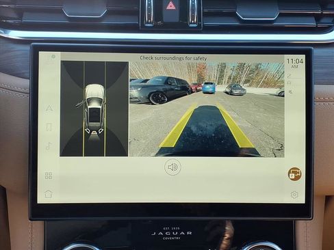 Certified 2023 Jaguar F-PACE S image 15