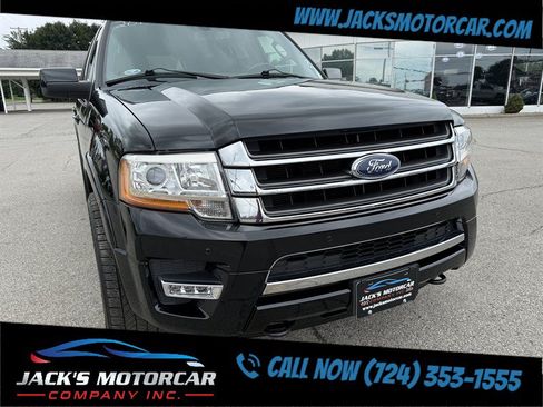 Used 2017 Ford Expedition Limited w/ Equipment Group 301A AWD/4WD image 11