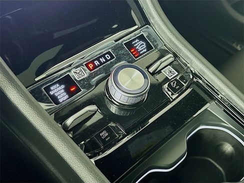 New 2025 Jeep Grand Cherokee L Overland image 12