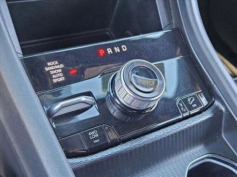 Used 2024 Jeep Grand Cherokee Limited 4xe image 12