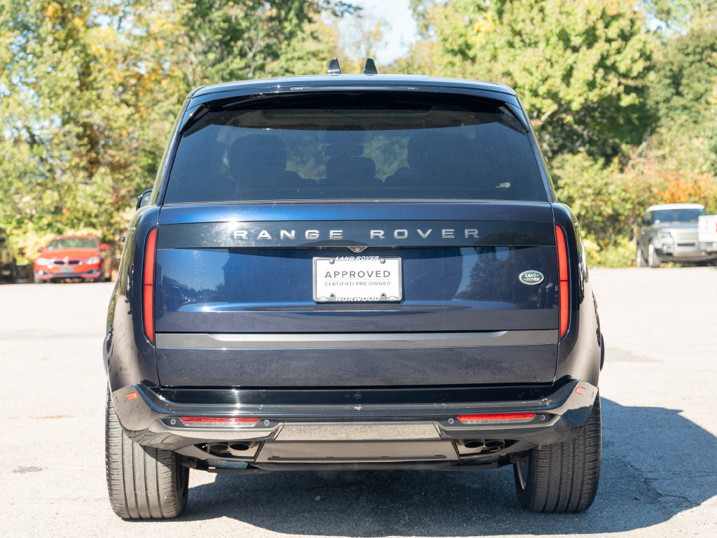 Used 2023 Land Rover Range Rover SE AWD/4WD image 5