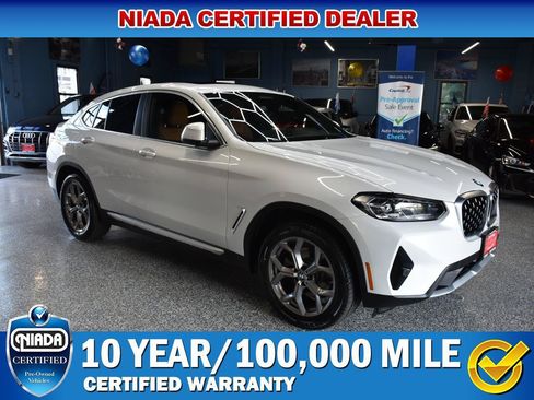 Used 2023 BMW X4 xDrive30i w/ Premium Package AWD/4WD image 1