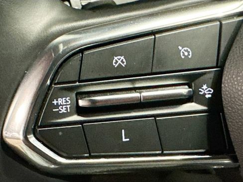 Used 2025 Chevrolet Equinox LT AWD/4WD image 10