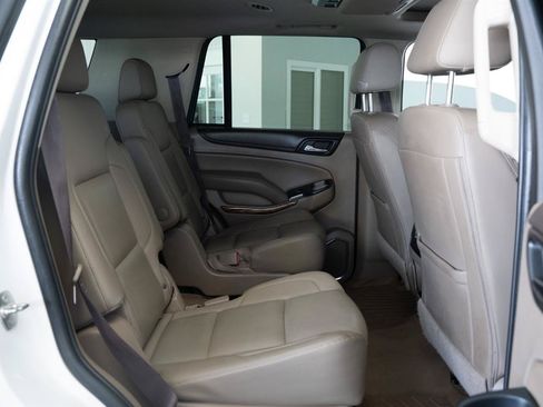 Used 2018 GMC Yukon SLT w/ Premium Edition AWD/4WD image 23