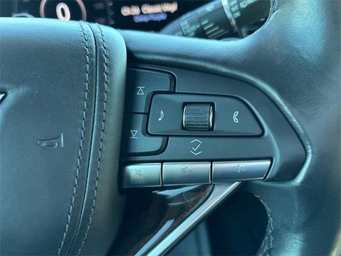 Used 2021 Cadillac Escalade ESV Sport Platinum image 27