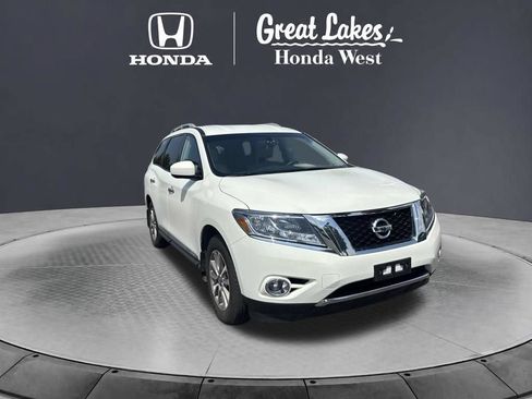 Used 2016 Nissan Pathfinder SL w/ SL Tech Package AWD/4WD image 4