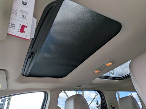 Used 2016 GMC Acadia Denali image 16