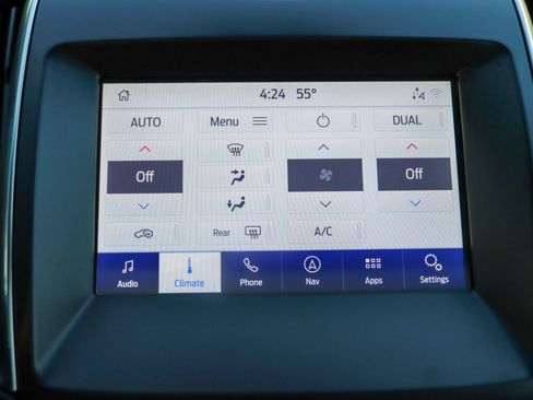 Used 2019 Ford Edge Titanium w/ Equipment Group 301A image 35