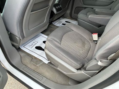 Used 2016 Chevrolet Traverse LT AWD/4WD image 9
