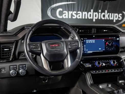 Used 2024 GMC Sierra 2500 AT4X image 15