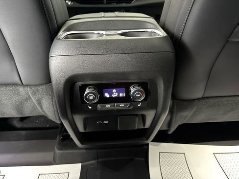 New 2026 Buick Enclave Avenir w/ Super Cruise Package AWD/4WD image 25
