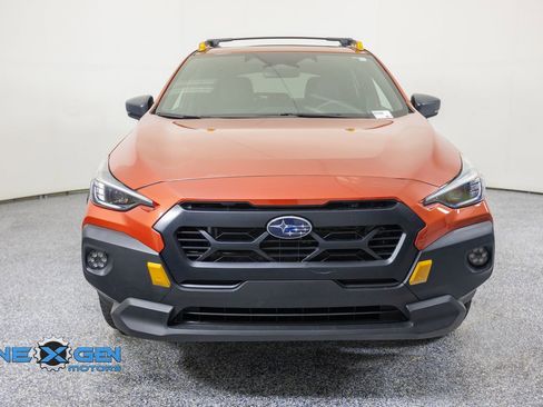 Used 2025 Subaru Crosstrek 2.5i Wilderness AWD/4WD image 2